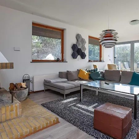 14 Person In Sjaellands Odde * Tjørneholm